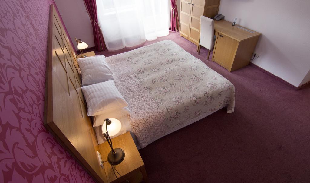 פלאנגה Hotel Vila Diemedis מראה חיצוני תמונה