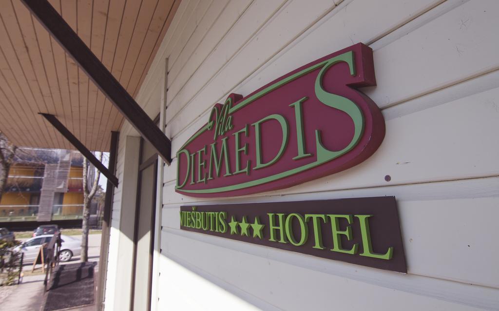 פלאנגה Hotel Vila Diemedis מראה חיצוני תמונה