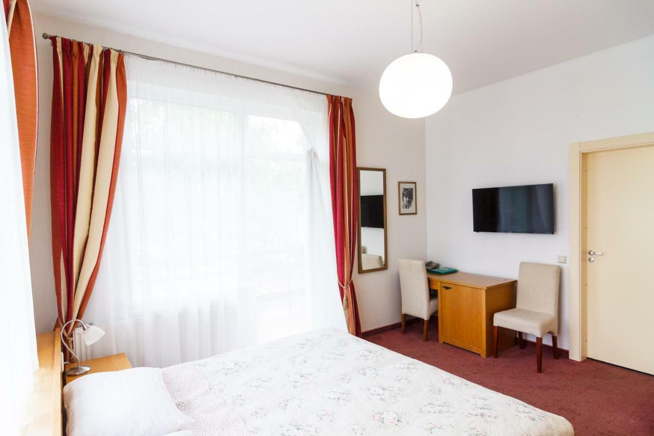 פלאנגה Hotel Vila Diemedis מראה חיצוני תמונה